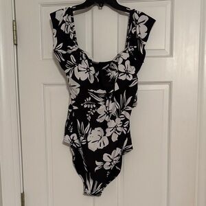 Jantzen Black and White Floral Ladies One Piece